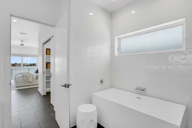 905 BAY POINT DRIVE, Madeira Beach, FL 33708