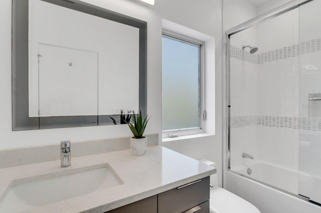 905 BAY POINT DRIVE, Madeira Beach, FL 33708