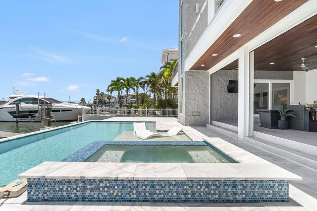 905 BAY POINT DRIVE, Madeira Beach, FL 33708