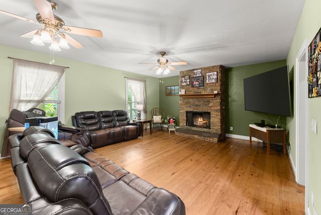 45 River Chase, Hoschton, GA 30548