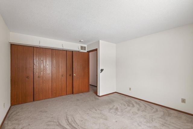 9452 Ranchview Lane N, Maple Grove, MN 55369