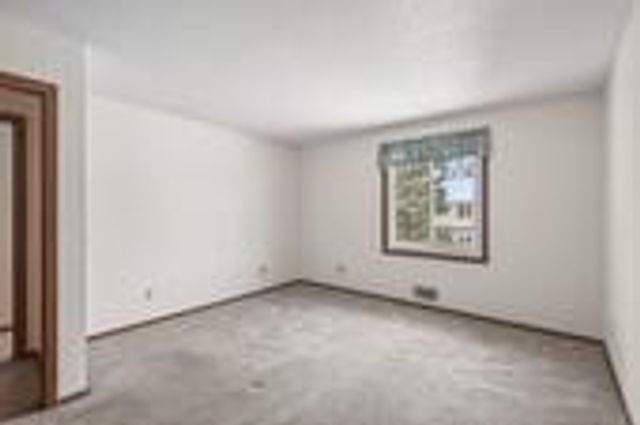 9452 Ranchview Lane N, Maple Grove, MN 55369