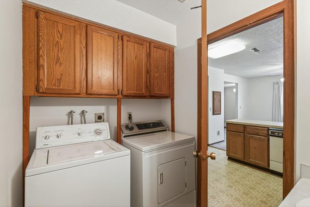 9452 Ranchview Lane N, Maple Grove, MN 55369