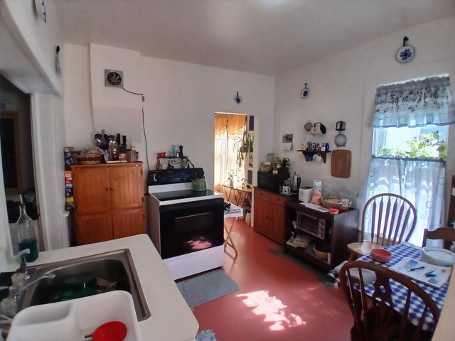 413.5 N Robert Street, Ludington, MI 49431