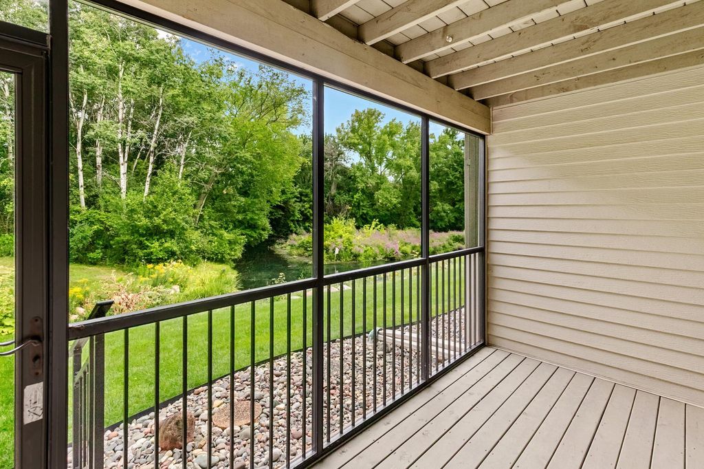 3150 Glen Oaks Avenue 108A, White Bear Lake, MN 55110 — exterior