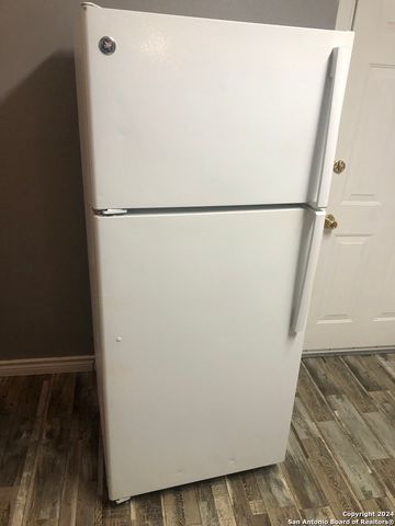 215 EDNA AVE, San Antonio, TX 78220