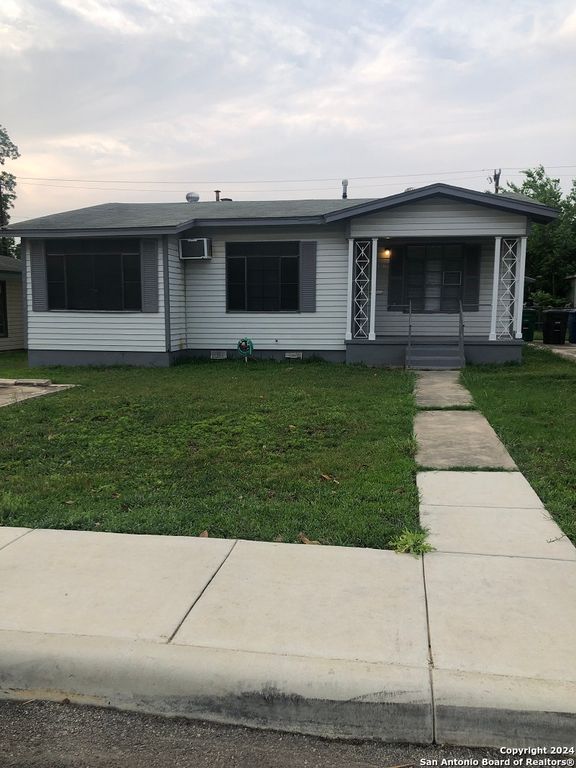 215 EDNA AVE, San Antonio, TX 78220