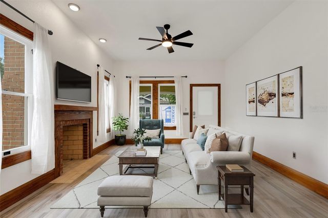 711 E LIME STREET, Lakeland, FL 33801