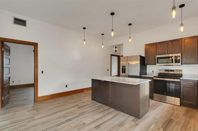 711 E LIME STREET, Lakeland, FL 33801