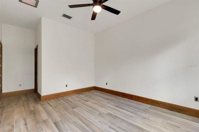 711 E LIME STREET, Lakeland, FL 33801