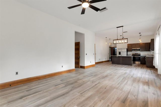 711 E LIME STREET, Lakeland, FL 33801