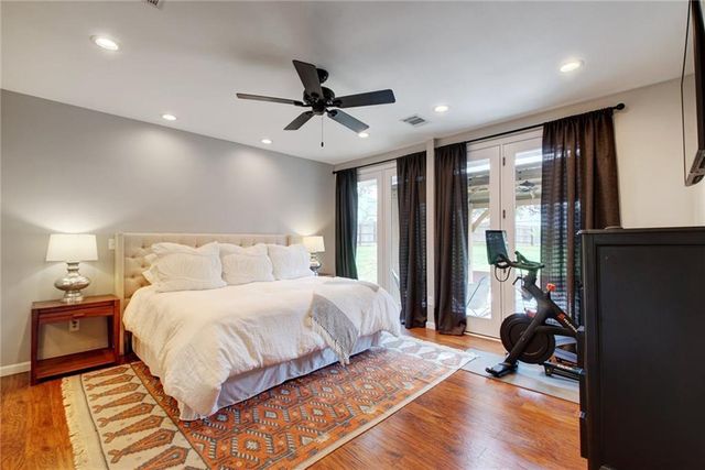 2604 N Shields DR, Austin, TX 78727