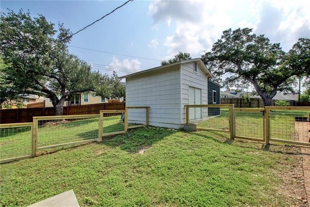 2604 N Shields DR, Austin, TX 78727