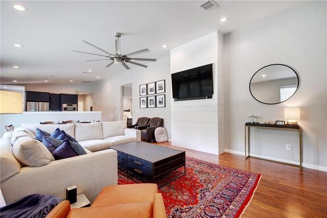 2604 N Shields DR, Austin, TX 78727