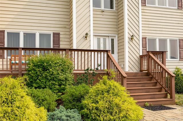 192 E Hook Road, Hopewell Junction, NY 12533