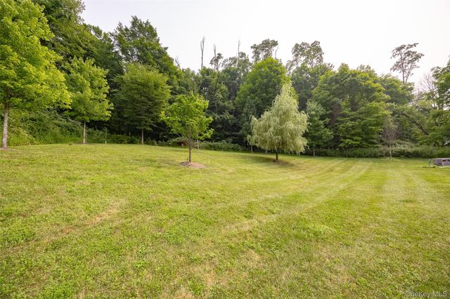 192 E Hook Road, Hopewell Junction, NY 12533