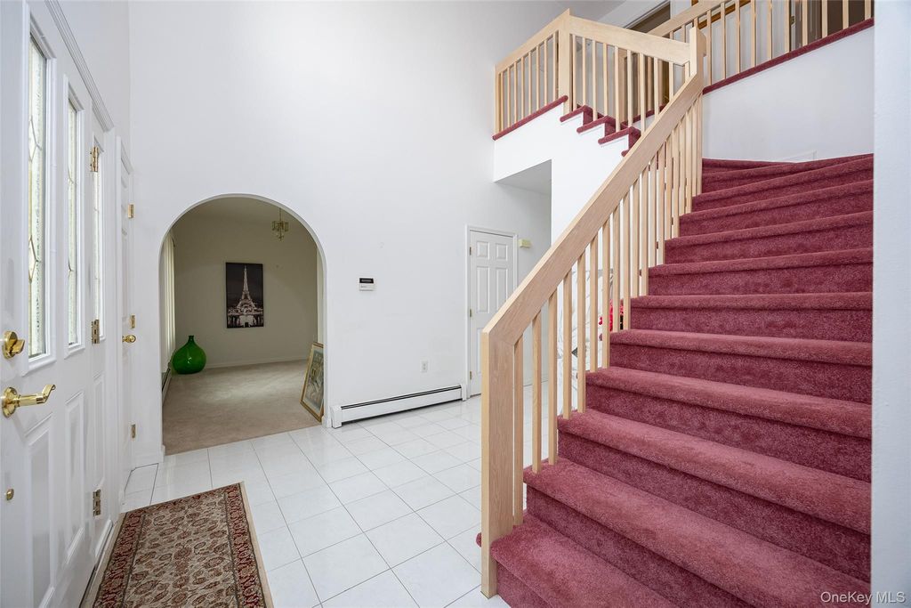 192 E Hook Road, Hopewell Junction, NY 12533 — photo 4