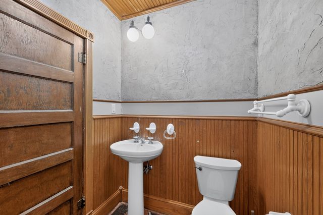 604 Johnson Street, Terrell, TX 75160