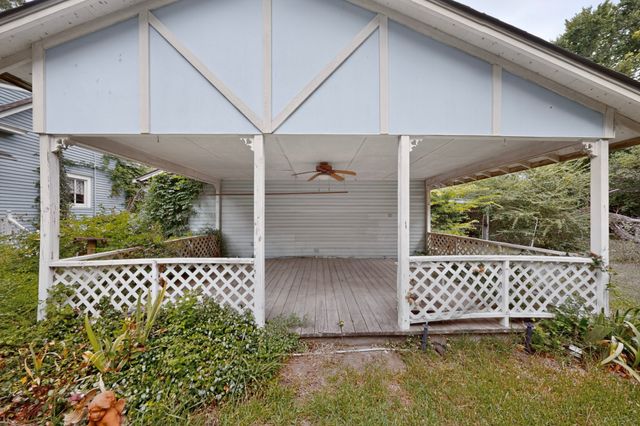 604 Johnson Street, Terrell, TX 75160