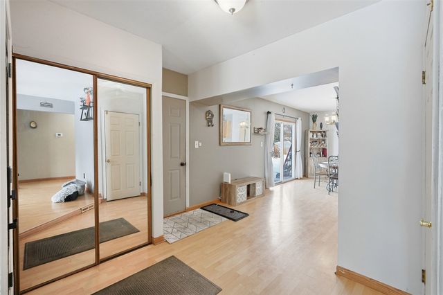 750 Southampton Court, Auburn Hills, MI 48326