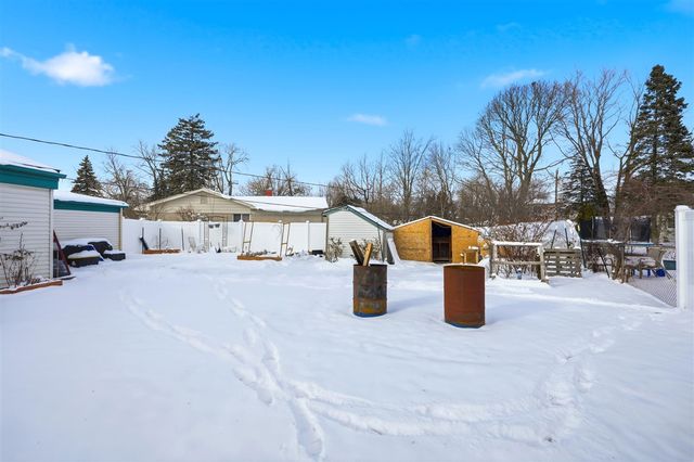 750 Southampton Court, Auburn Hills, MI 48326