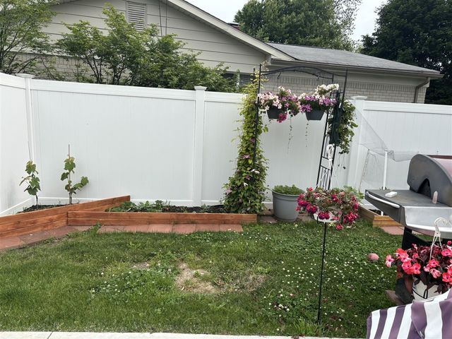 750 Southampton Court, Auburn Hills, MI 48326