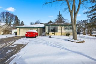 750 Southampton Court, Auburn Hills, MI 48326