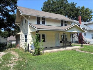 1104 S INDEPENDENCE N/A, Harrisonville, MO 64701