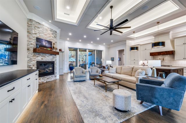 702 Marie Drive, Colleyville, TX 76034