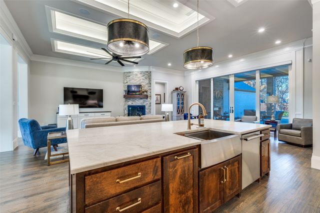 702 Marie Drive, Colleyville, TX 76034