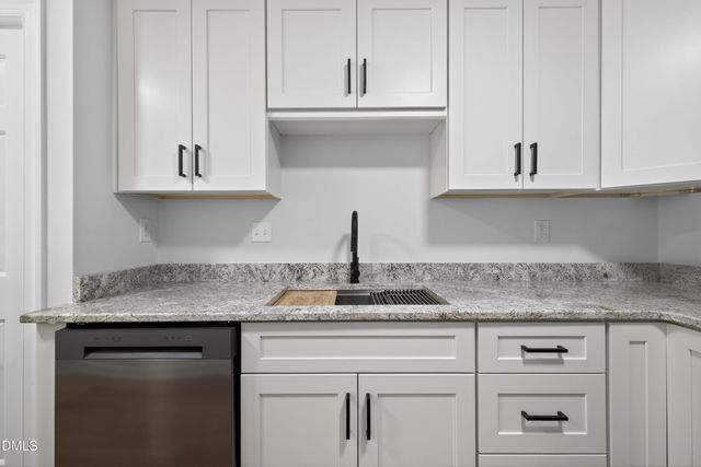 109 Sanair Court, Apex, NC 27502