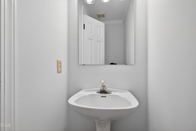 109 Sanair Court, Apex, NC 27502