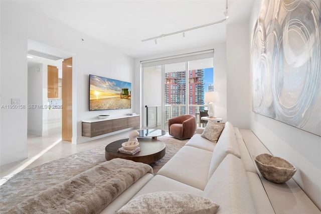 50 S Pointe Dr 2005, Miami Beach, FL 33139