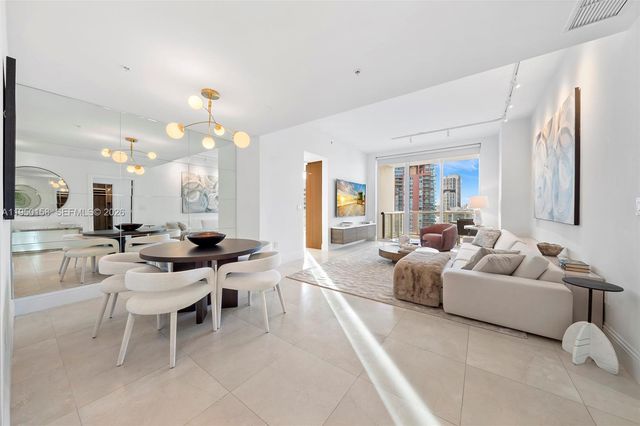 50 S Pointe Dr 2005, Miami Beach, FL 33139