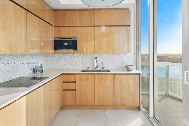 50 S Pointe Dr 2005, Miami Beach, FL 33139