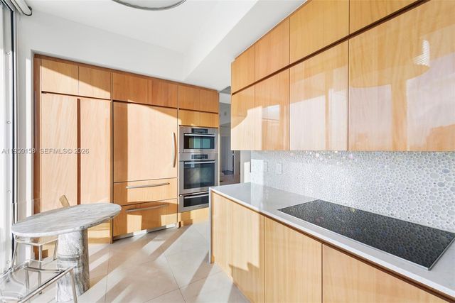 50 S Pointe Dr 2005, Miami Beach, FL 33139