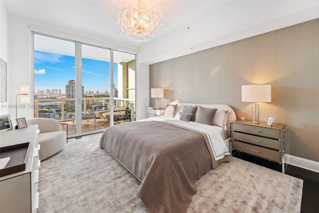 50 S Pointe Dr 2005, Miami Beach, FL 33139