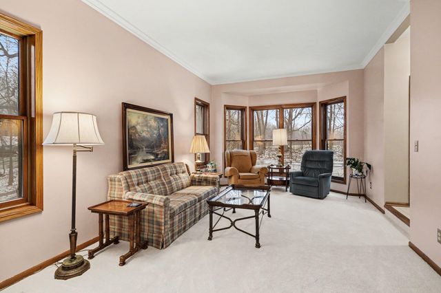 247 Deer Run Boulevard, Plainwell, MI 49080