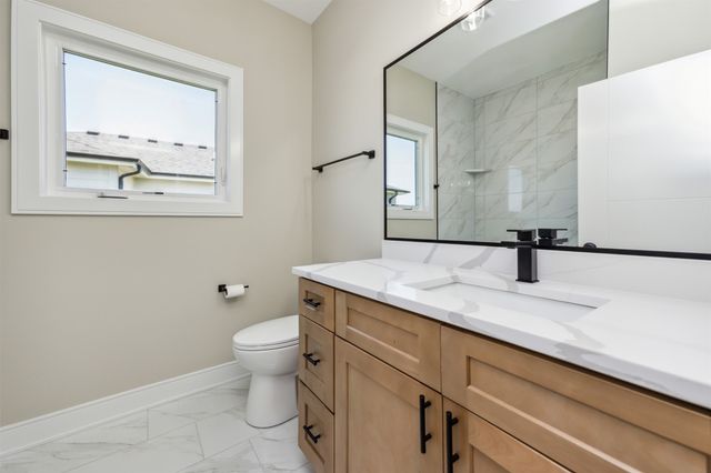 17322 North Valley Drive, Urbandale, IA 50323