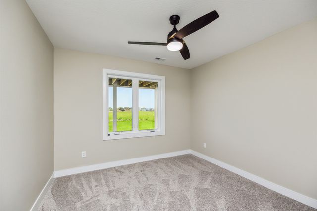 17322 North Valley Drive, Urbandale, IA 50323