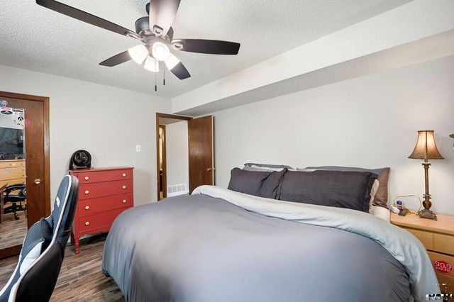 110 Encino Dr, Pueblo, CO 81005