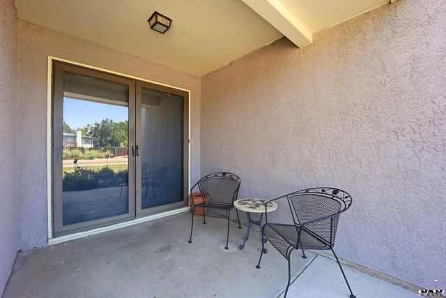 110 Encino Dr, Pueblo, CO 81005