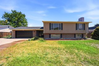 110 Encino Dr, Pueblo, CO 81005