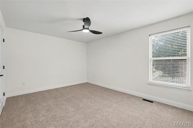 8003 Knights Crossing Drive, O'fallon, MO 63368