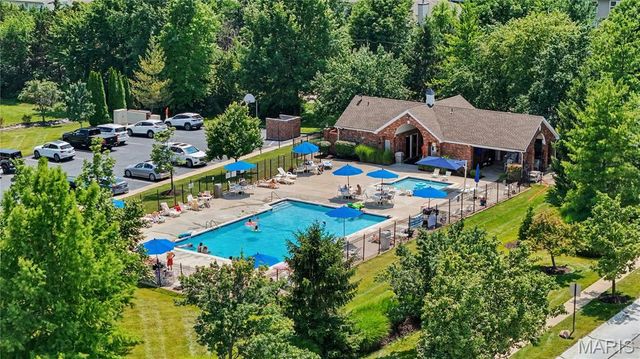 8003 Knights Crossing Drive, O'fallon, MO 63368