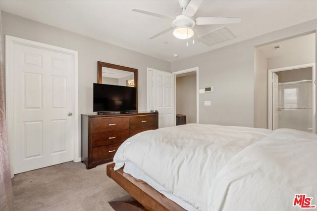 14860 Nordhoff Street, Panorama City (los Angeles), CA 91402