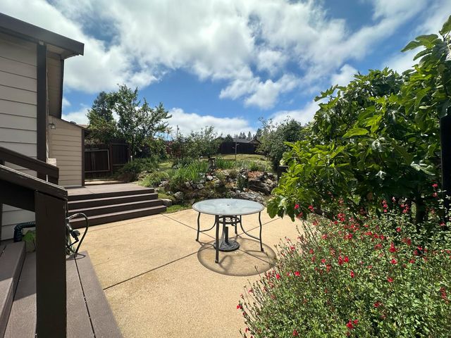 970 Slate Creek Rd, Grass Valley, CA 95945