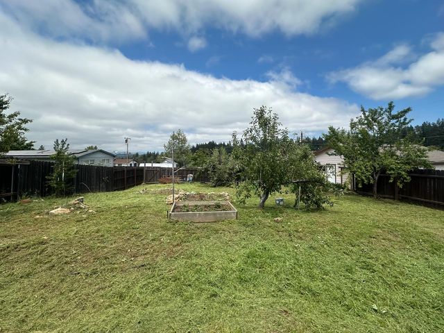 970 Slate Creek Rd, Grass Valley, CA 95945