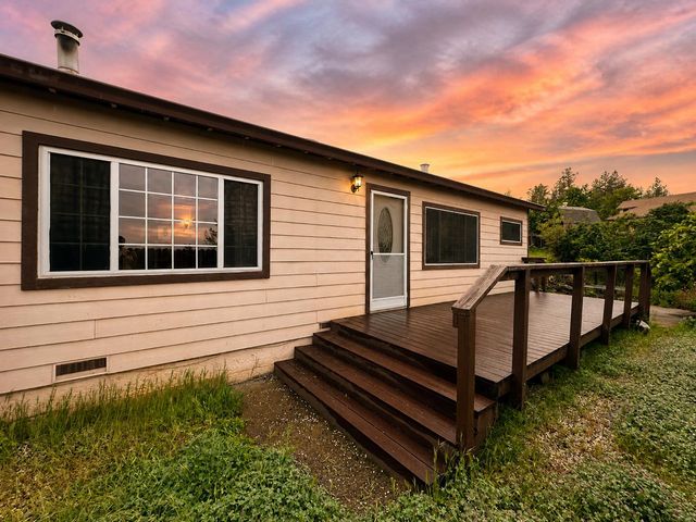 970 Slate Creek Rd, Grass Valley, CA 95945
