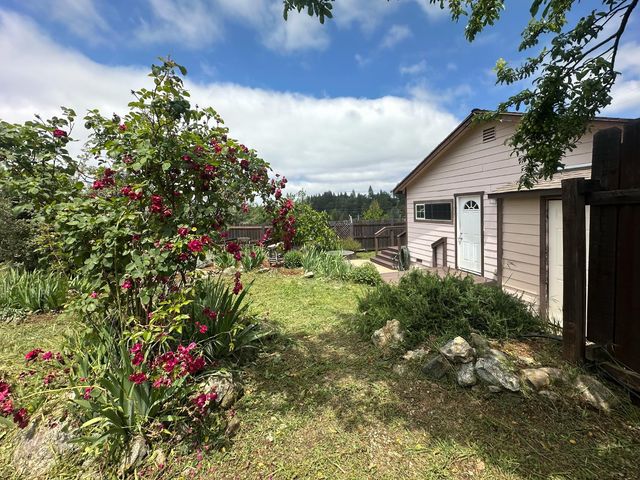 970 Slate Creek Rd, Grass Valley, CA 95945